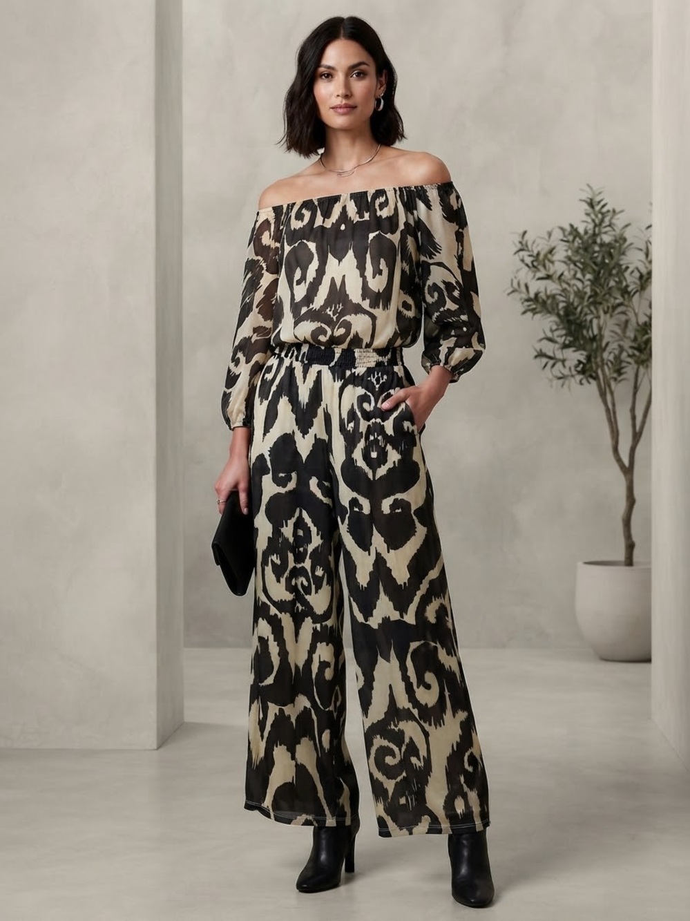G by Giuliana Black & Cream Off-Shoulder Wide-Leg Jumpsuit